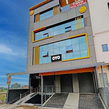 Oyo Flagship Hotel Star Inn Κανπούρ Εξωτερικό φωτογραφία